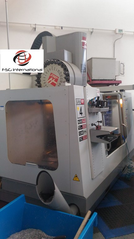 centro di lavoro usato HAAS VF4 2007