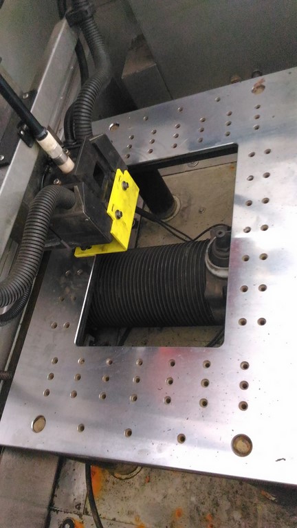 Elettroerosione a filo Charmilles ROBOFIL 240 SL Usata