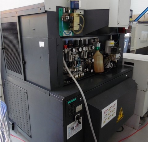 Centro di Lavoro 5 Assi MIKRON UCP 600